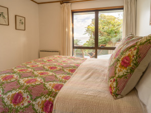 Room 2 - "Inlet View"